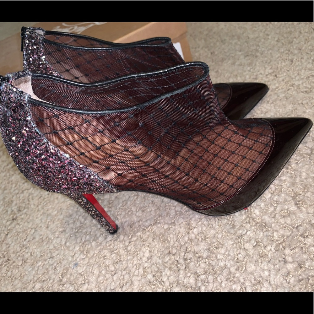 Christian Louboutin burgundy glitter heels patent